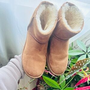 UGG Classic Tan Sheepskin Boots